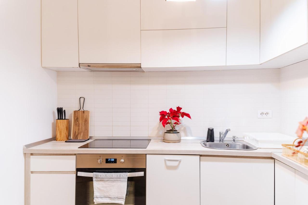 Central 700 Square Fructus Plaza - Eva Apartment تيميشورا المظهر الخارجي الصورة
